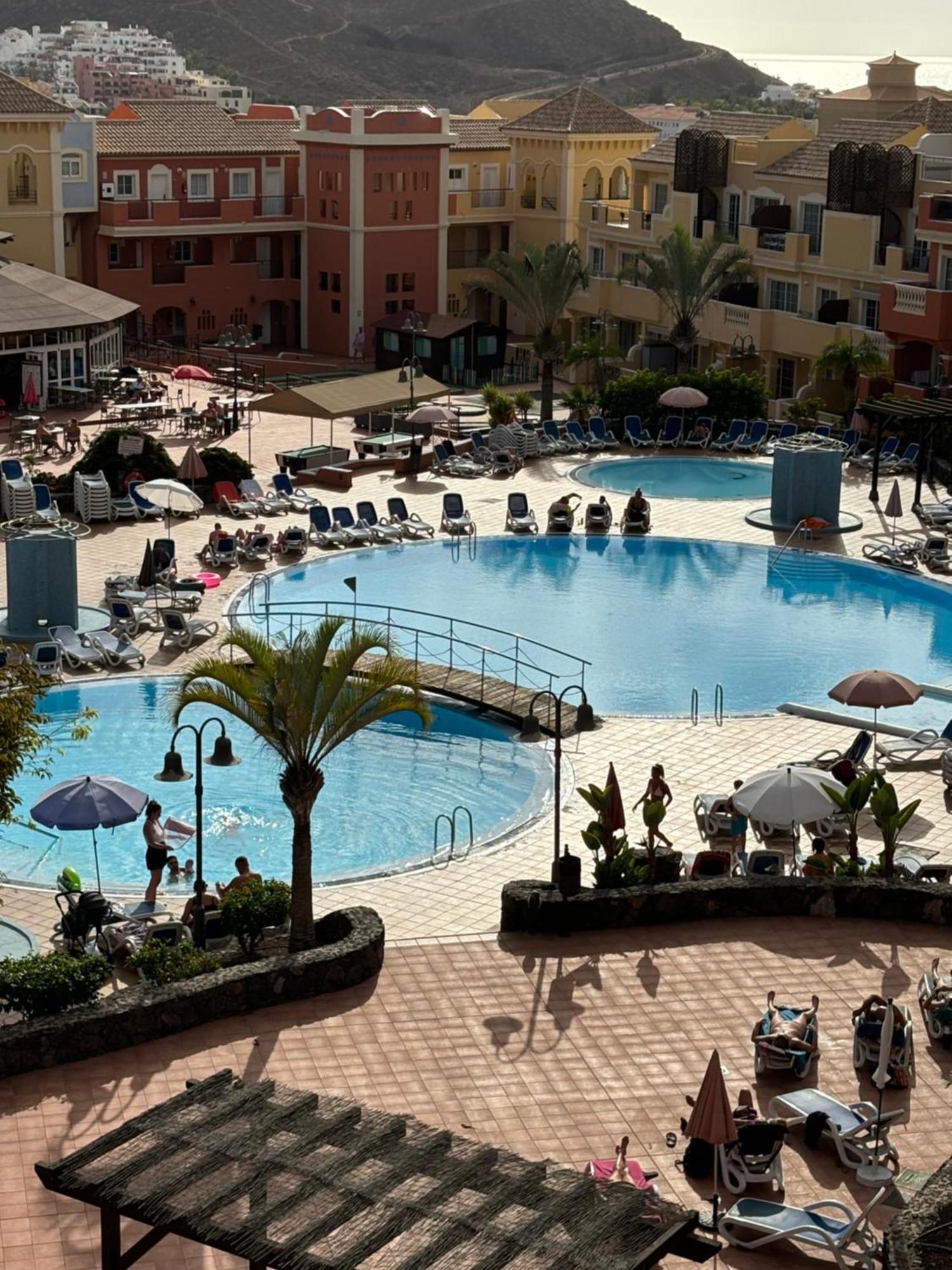 Happy Granada Apartment Los Cristianos  Luaran gambar