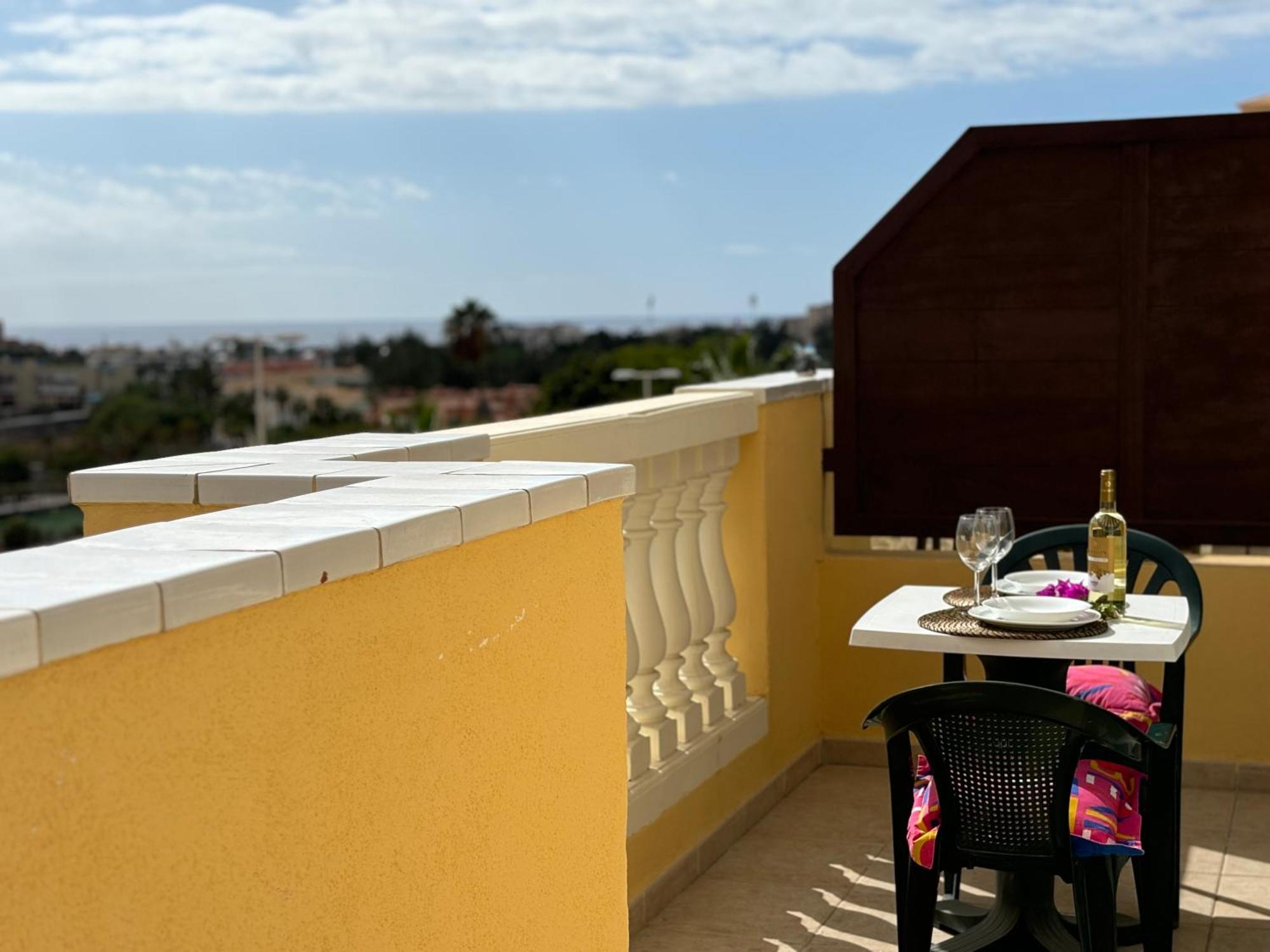 Happy Granada Apartment Los Cristianos  Luaran gambar