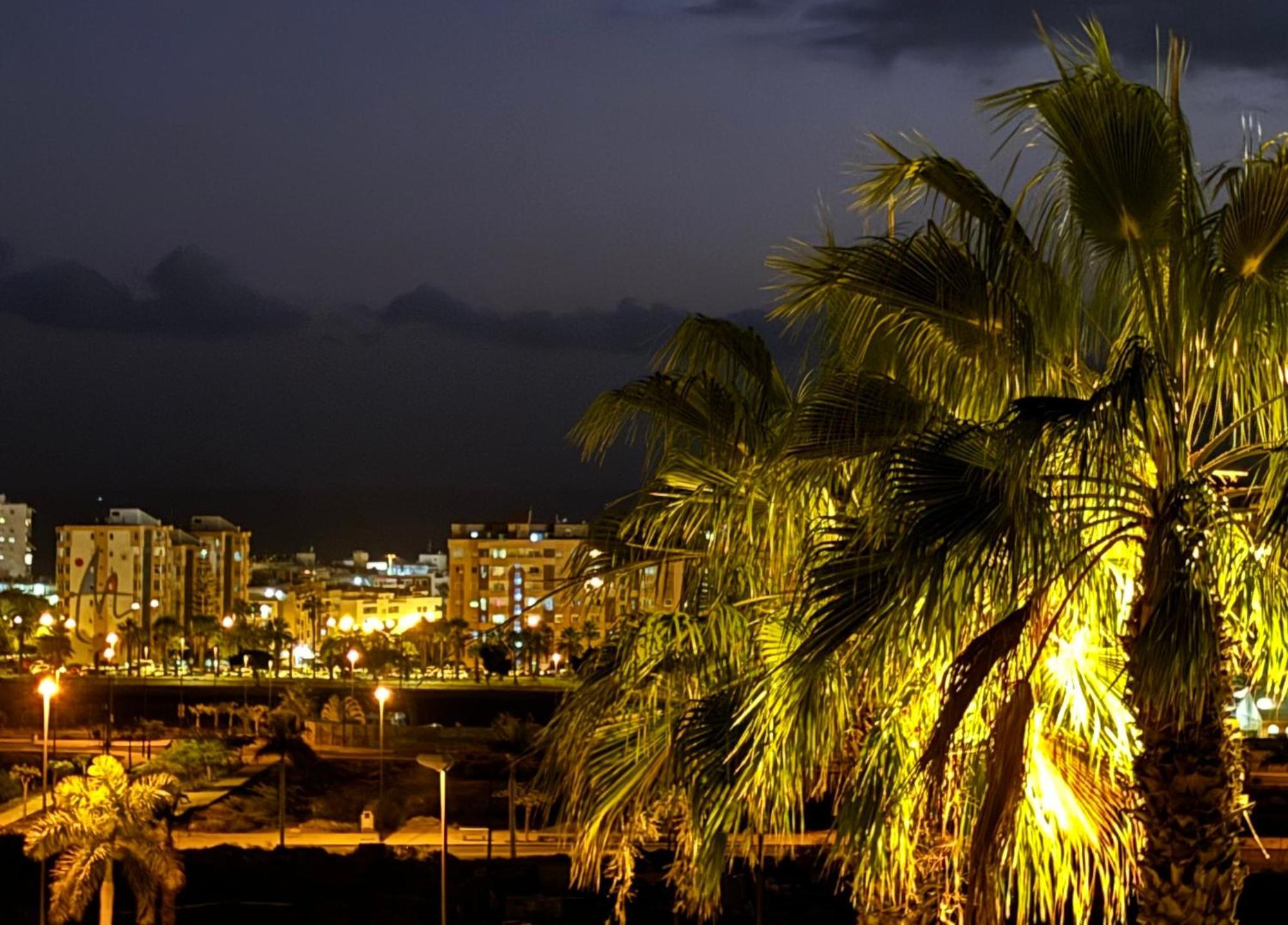Happy Granada Apartment Los Cristianos  Luaran gambar